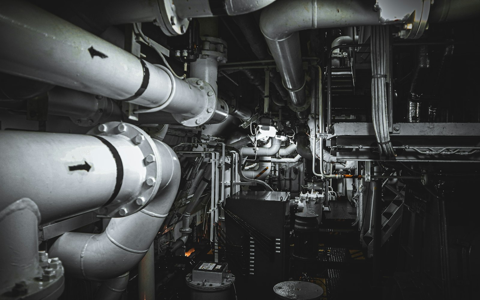 Salle des machines d'un navire